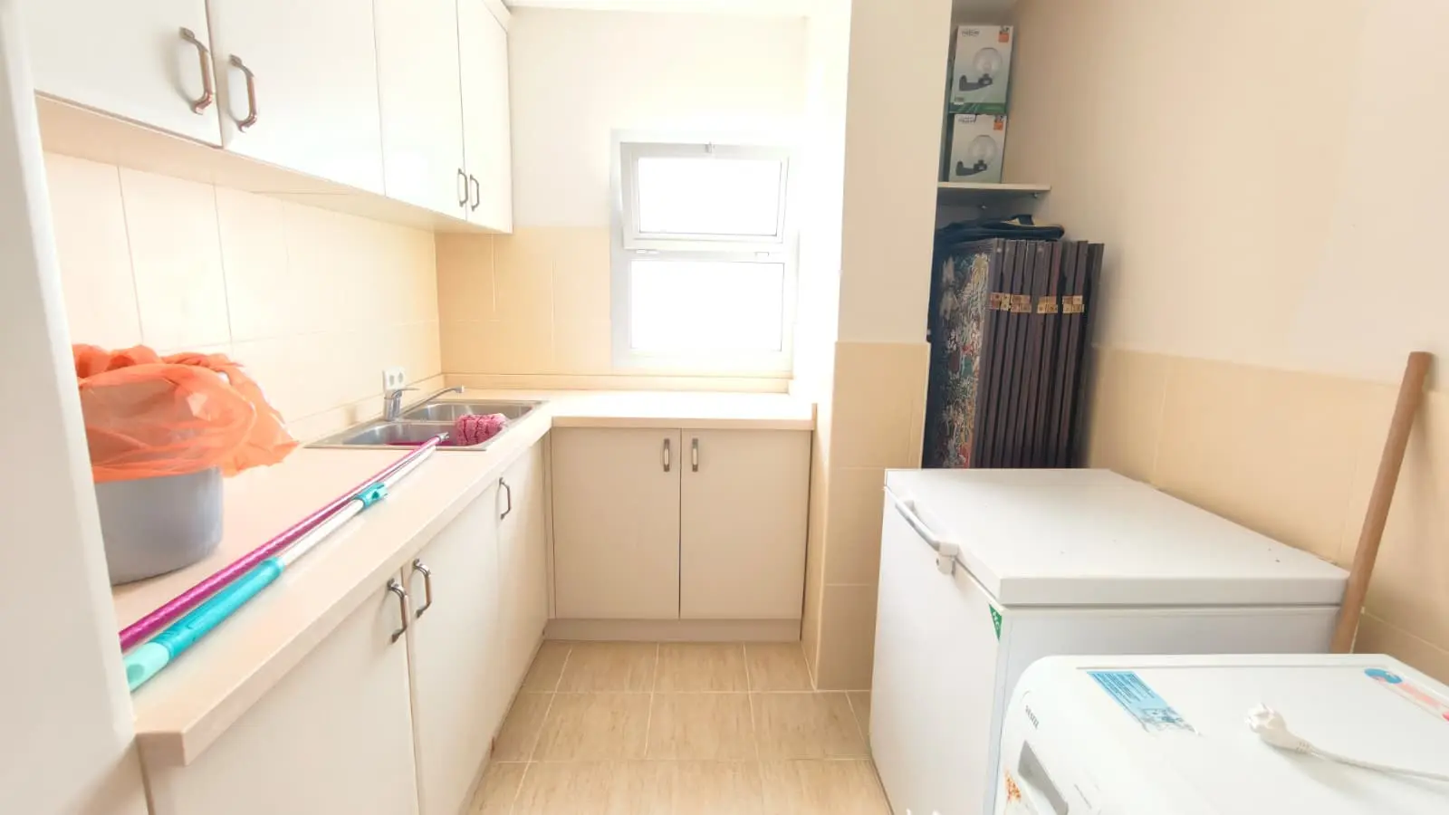 Kitchen area